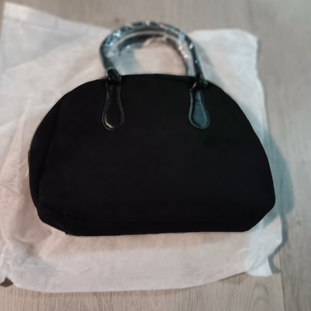 Elegant Black Handbag - Picture 5 of 5